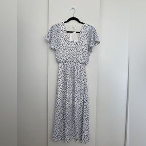 NWT Sienna Sky White with Blue Floral Dress (XS)